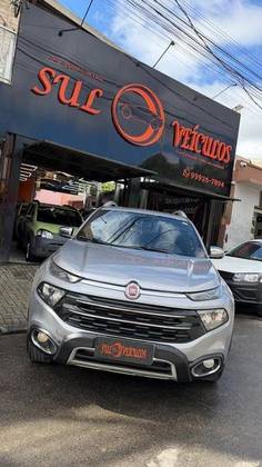 FIAT TORO 1.8 16V EVO FLEX ENDURANCE AT6 FIAT TORO 1.8 16V EVO FLEX ENDURANCE AT6